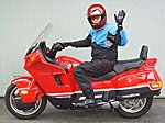Kevin & Red Dwarf, Waving